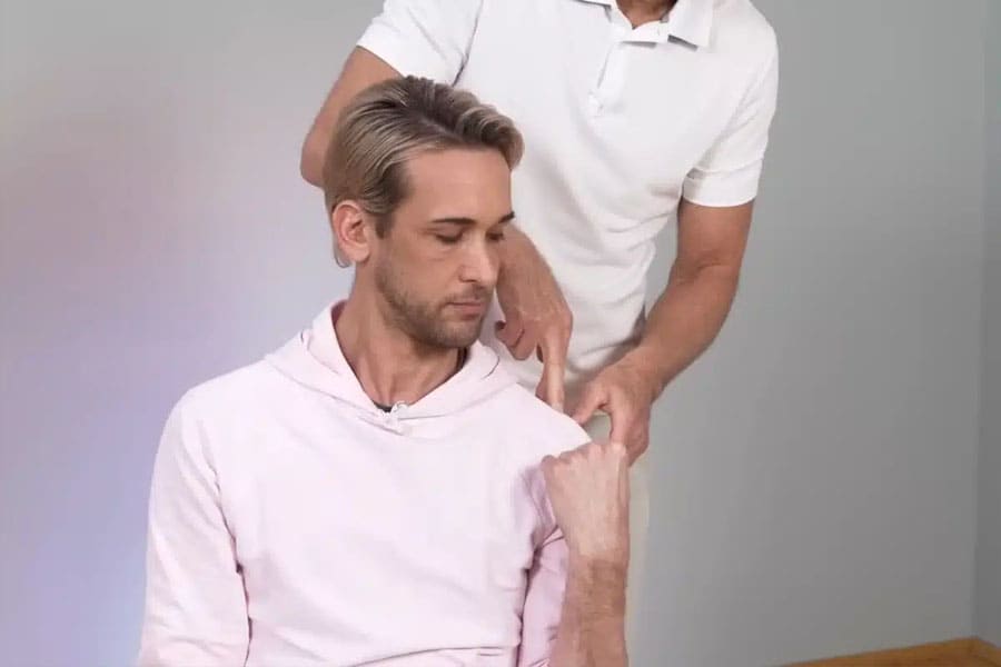 lateral neck stretch 1